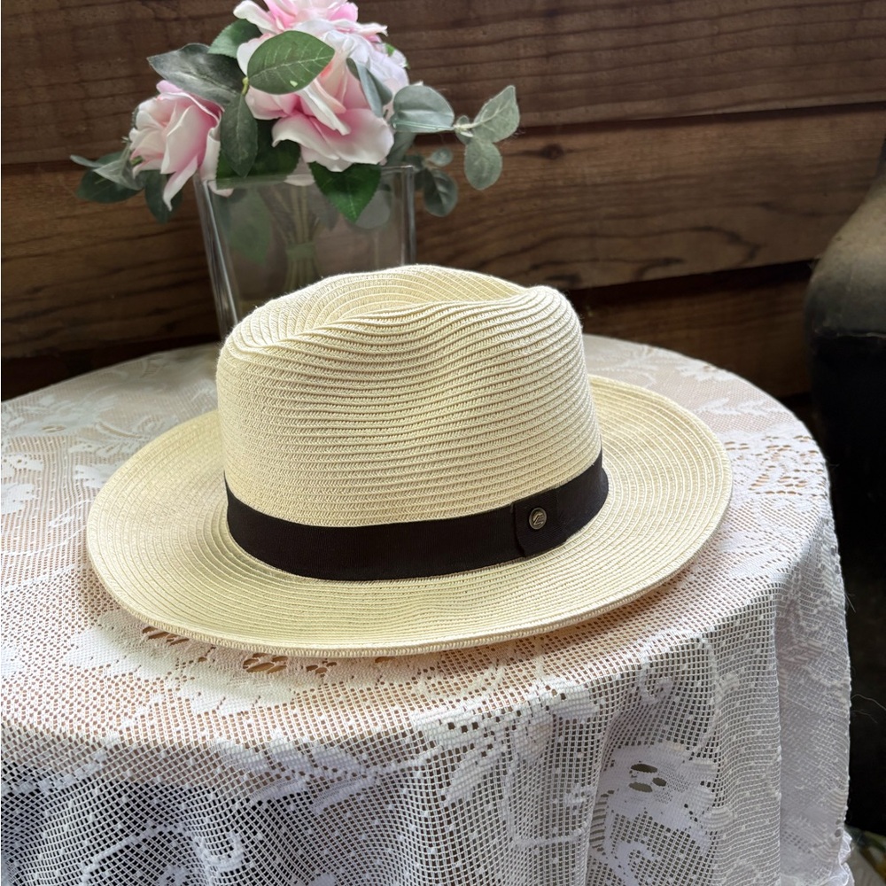 Sunday Afternoons Havana Hat. Unisex. Small.